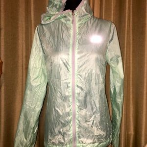 New Balance Lightweight Windbreaker